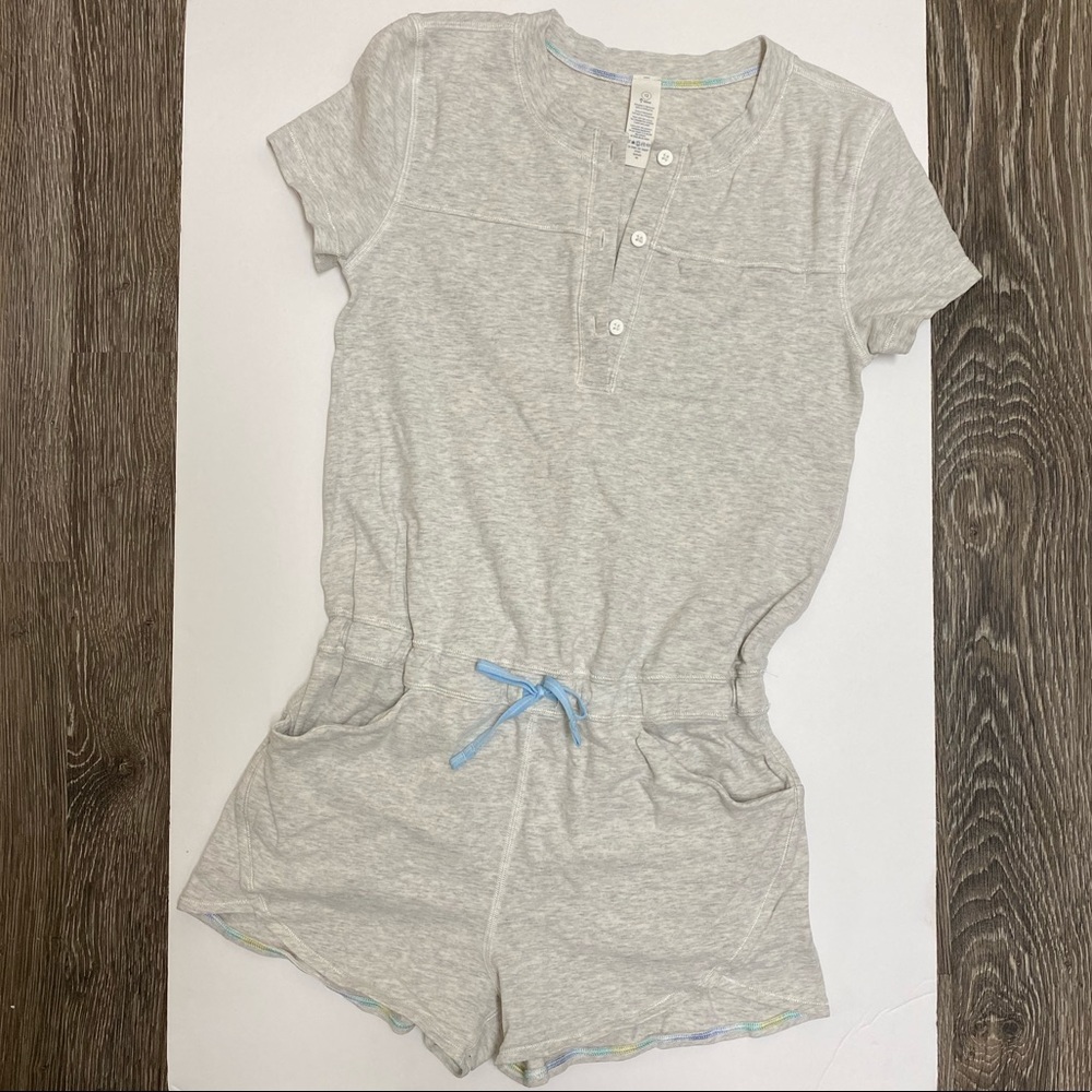 Ivivva Jump All In Romper Light Gray Sz 12 NWOT